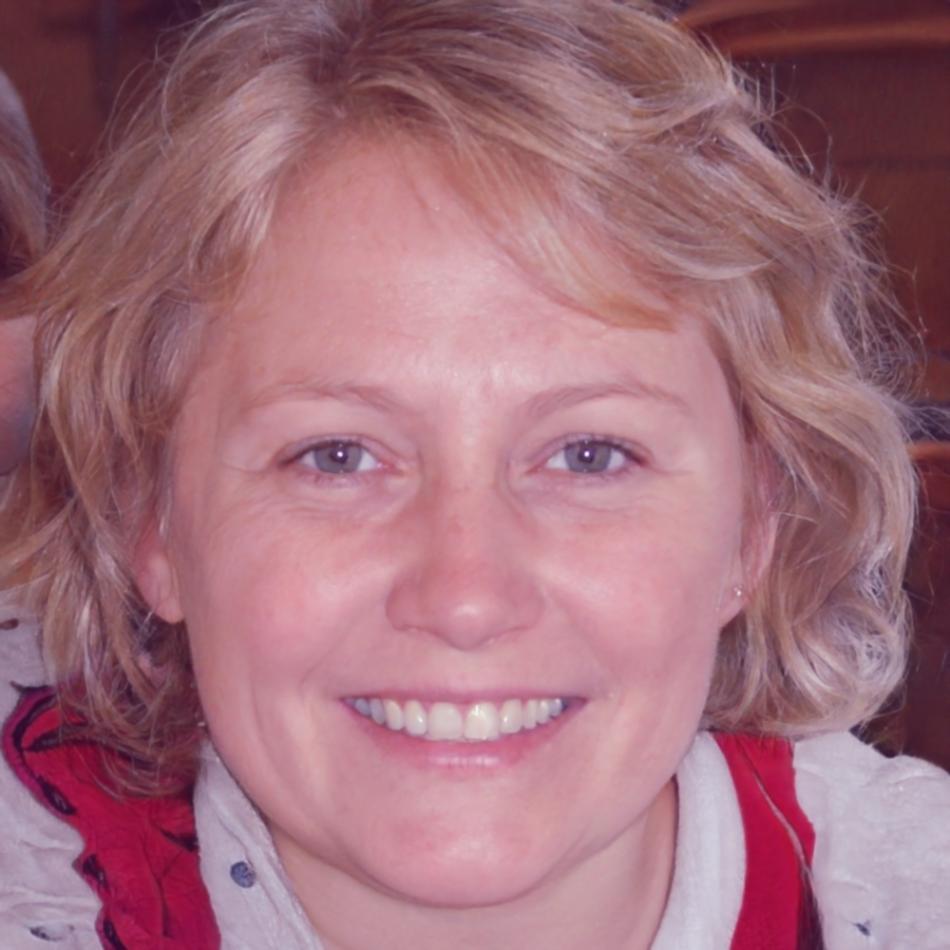 Portrait de Mathilde Vernay, analyste financière